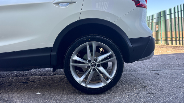 Nissan Qashqai 1.5 dCi [115] N-Motion 5dr Diesel Hatchback